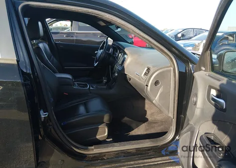 2016 Dodge Charger Sxt z USA, uszkodzony, nr VIN 2C3CDXHG2GH169328